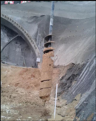 गुणवत्ता  One Man Hydraulic Earth Auger Post Hole Digger Rental 0.6m Max Auger Diameter Earth कारखाना