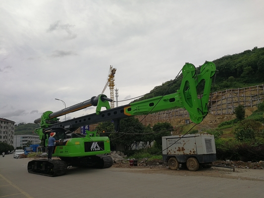 220kN.M रोटरी बोरहोल ड्रिलिंग मशीन KR220C 66t ड्रिल गहराई 64 / 51m 35 Mpa रोटरी पिलिंग रिग