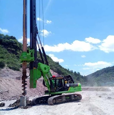 ड्रिलिंग गहराई 83m रोटरी पाइल मशीन व्यास 2500Mm टॉर्क 360 KN.M KR360c रोटरी पाइलिंग रिग