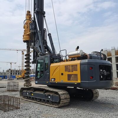 KR300C रोटरी ड्रिलिंग रिग 54 मीटर ड्रिलिंग गहराई 320kN.m टॉर्क और गहरी नींव ढेर के लिए 2500 मिमी ड्रिलिंग व्यास के साथ